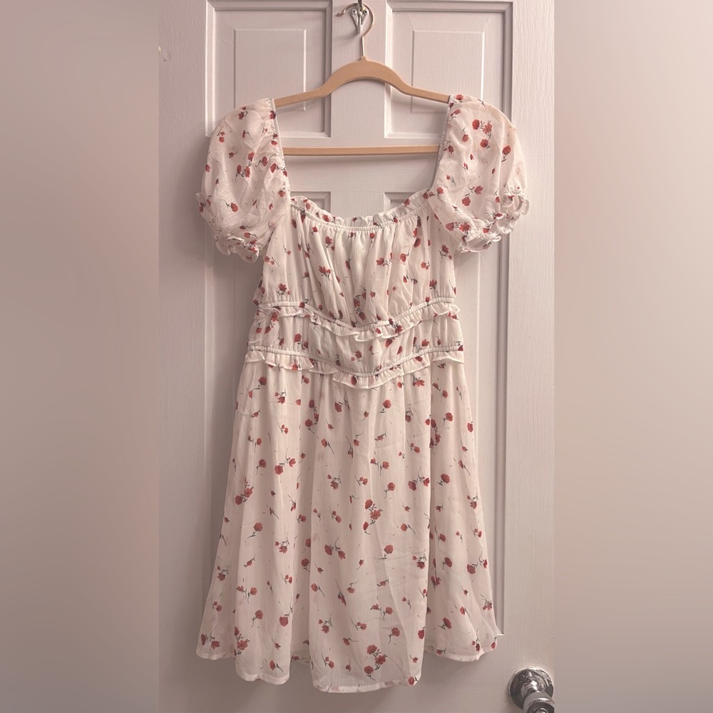 Francesca’s Trixxi White Floral Mini Dress NWT Small